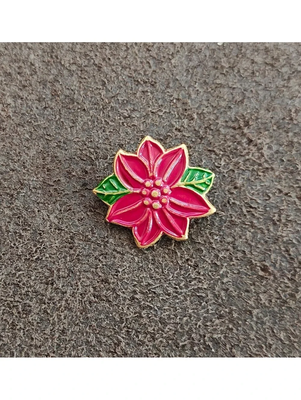 70s Set Of 5 Hand Painted Enamel Christmas Poinsettia & Geometric Stars Buttons